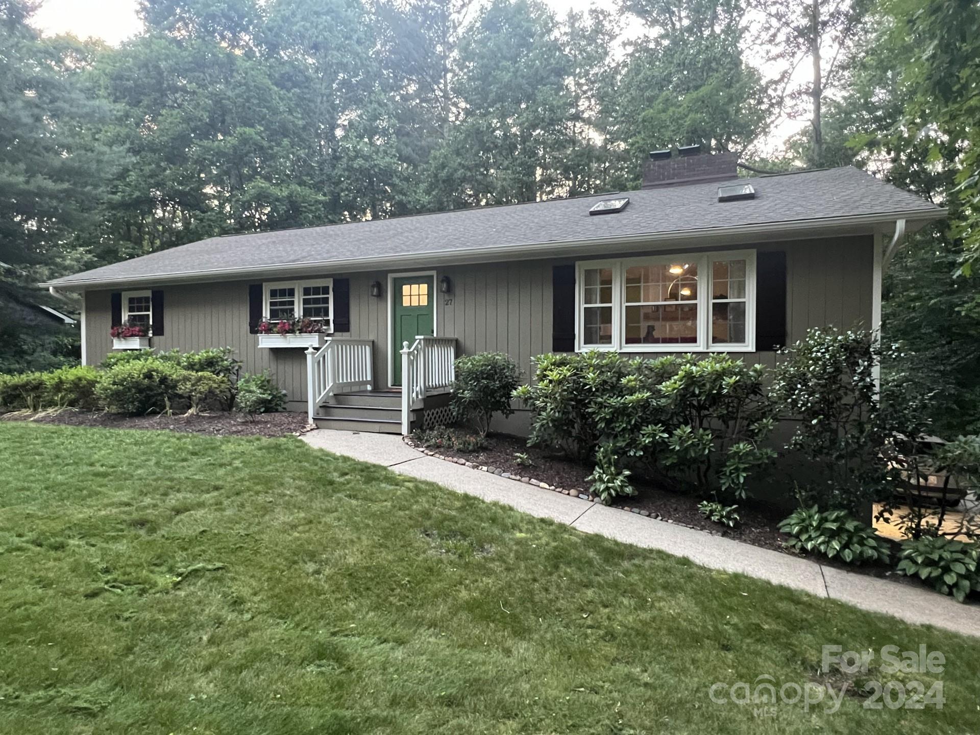 27 Turnberry Drive Arden NC 28704