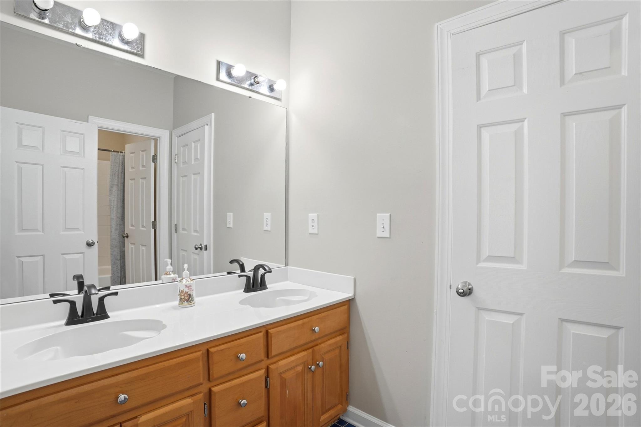 2107 Copperplate Road Charlotte NC 28262