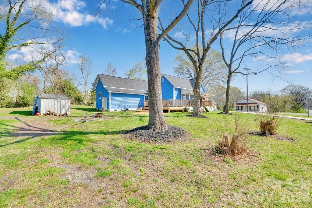 512 S 12th Street Bessemer City NC 28016