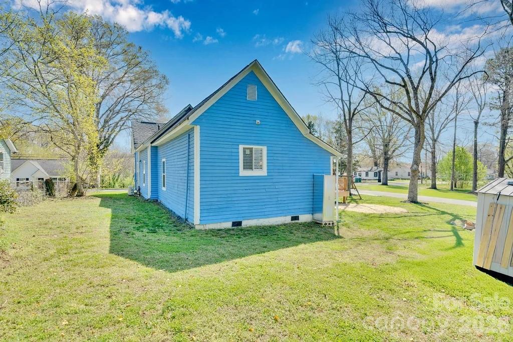 512 S 12th Street Bessemer City NC 28016