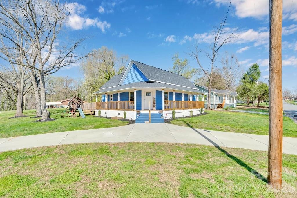 512 S 12th Street Bessemer City NC 28016