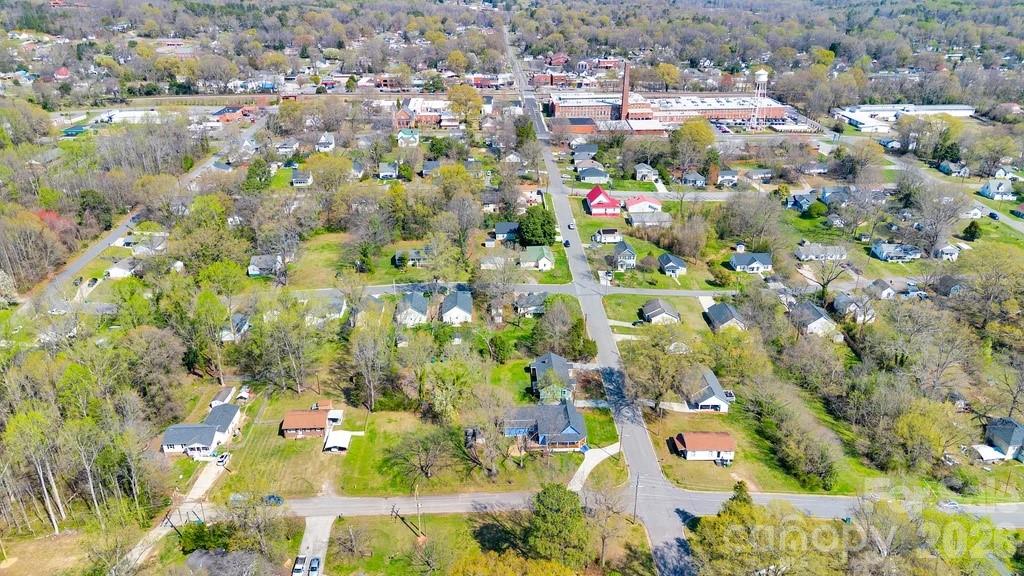 512 S 12th Street Bessemer City NC 28016