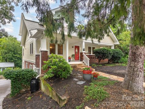 135 Westwood Place Asheville NC 28806
