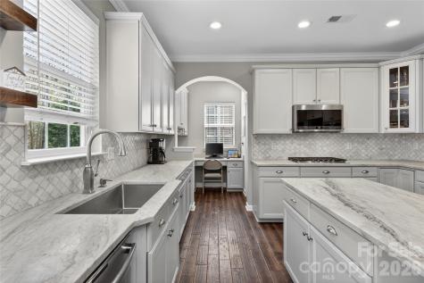 8028 Penman Springs Drive Waxhaw NC 28173