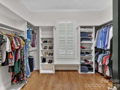 7805 Pemswood Street Charlotte NC 28277