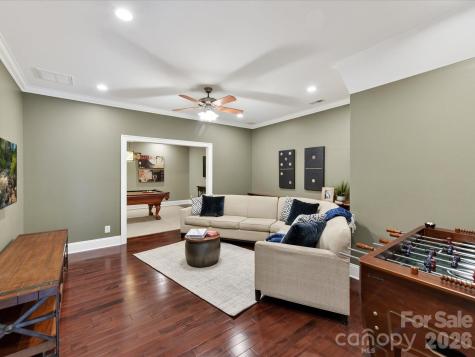 7805 Pemswood Street Charlotte NC 28277