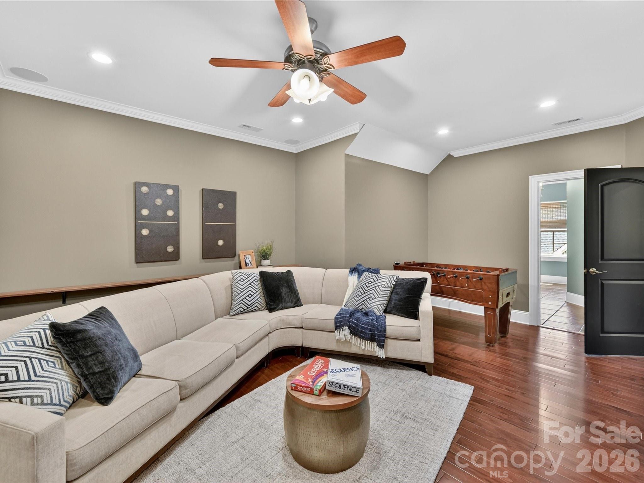 7805 Pemswood Street Charlotte NC 28277