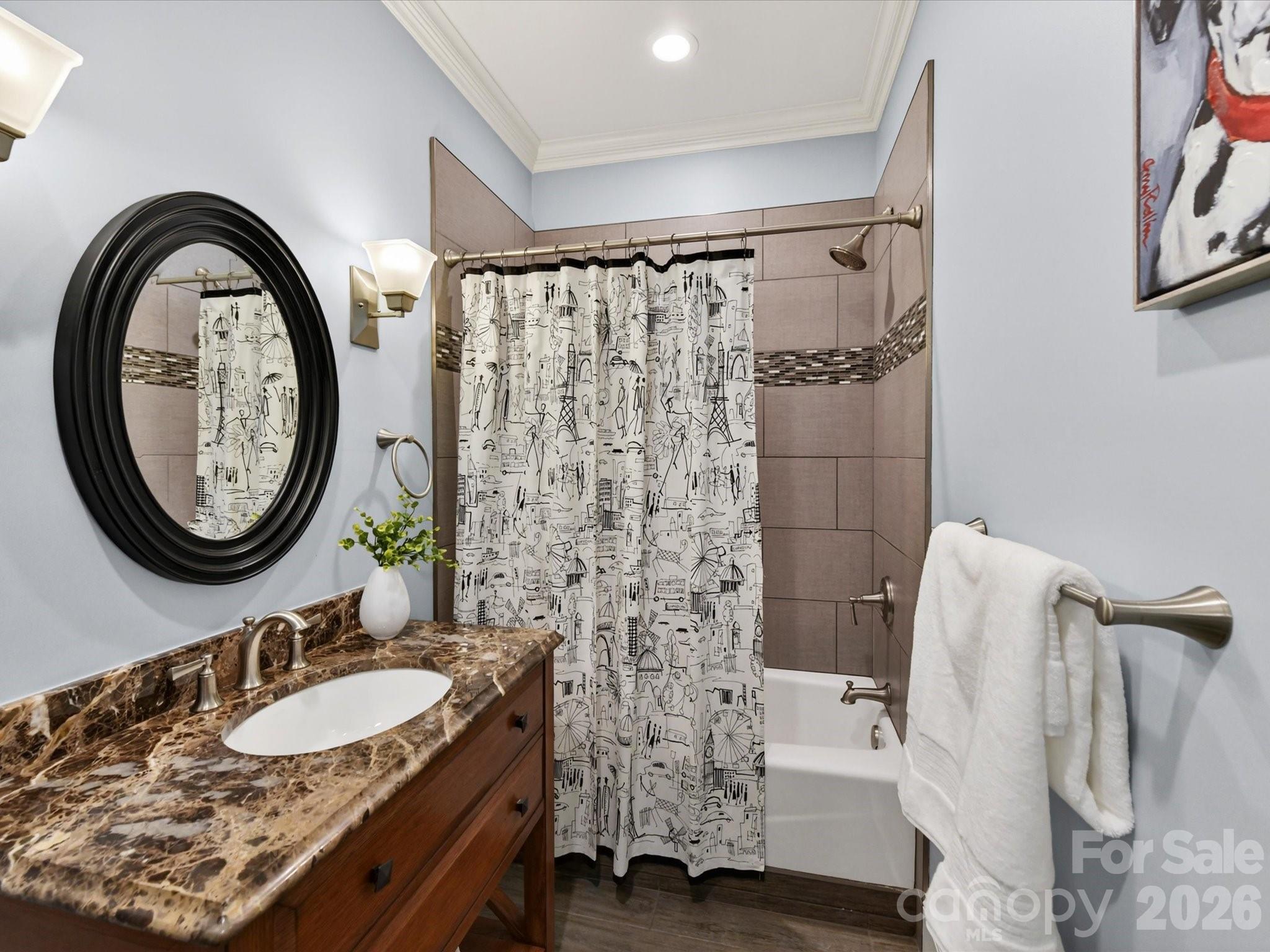 7805 Pemswood Street Charlotte NC 28277
