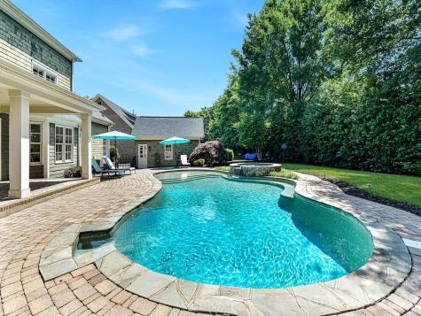 7805 Pemswood Street Charlotte NC 28277