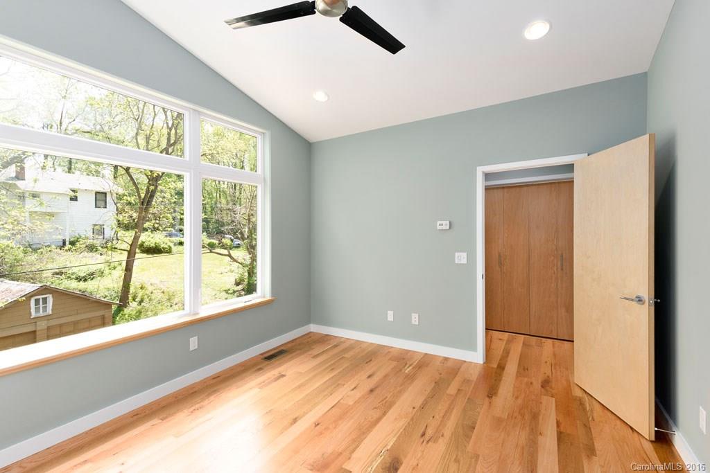 77 Wamboldt Avenue Asheville NC 28806