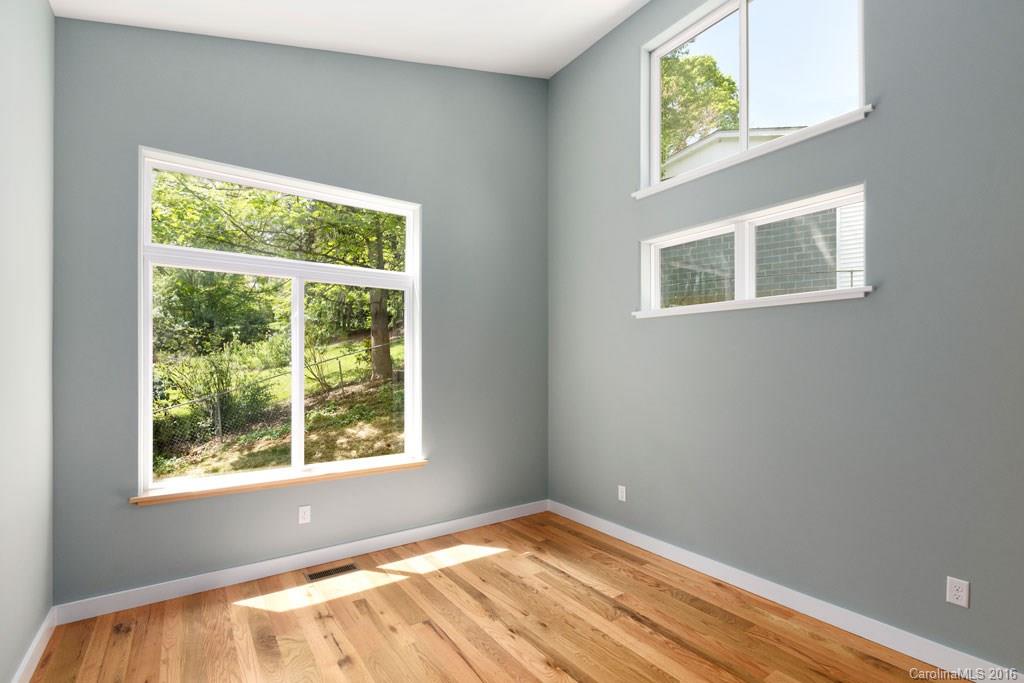 77 Wamboldt Avenue Asheville NC 28806