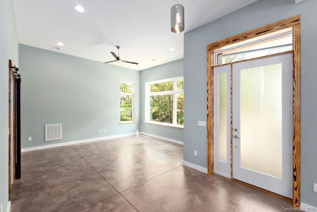 77 Wamboldt Avenue Asheville NC 28806