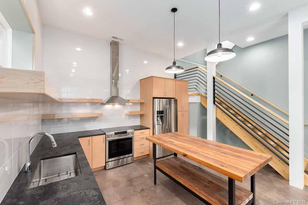 77 Wamboldt Avenue Asheville NC 28806