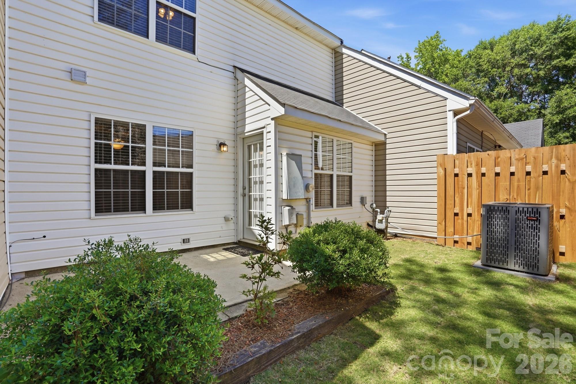 9415 Elizabeth Townes Lane Charlotte NC 28277