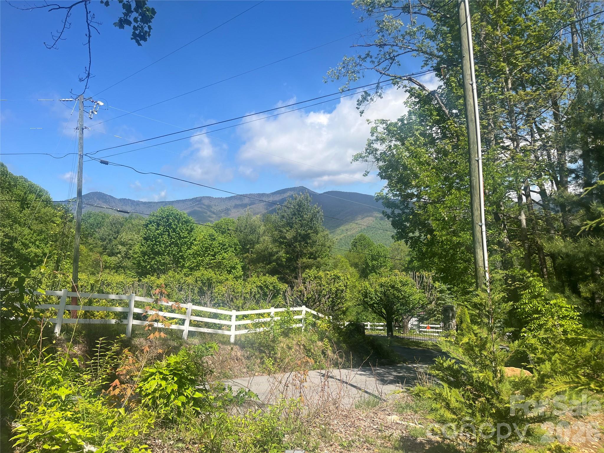1205 Saunook Road Waynesville NC 28786