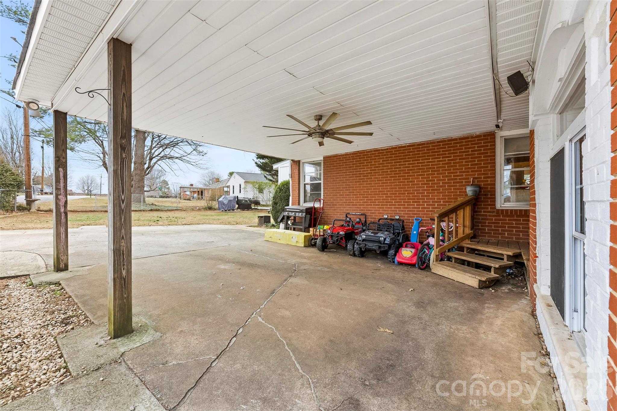210 Avondale Drive Lexington NC 27295