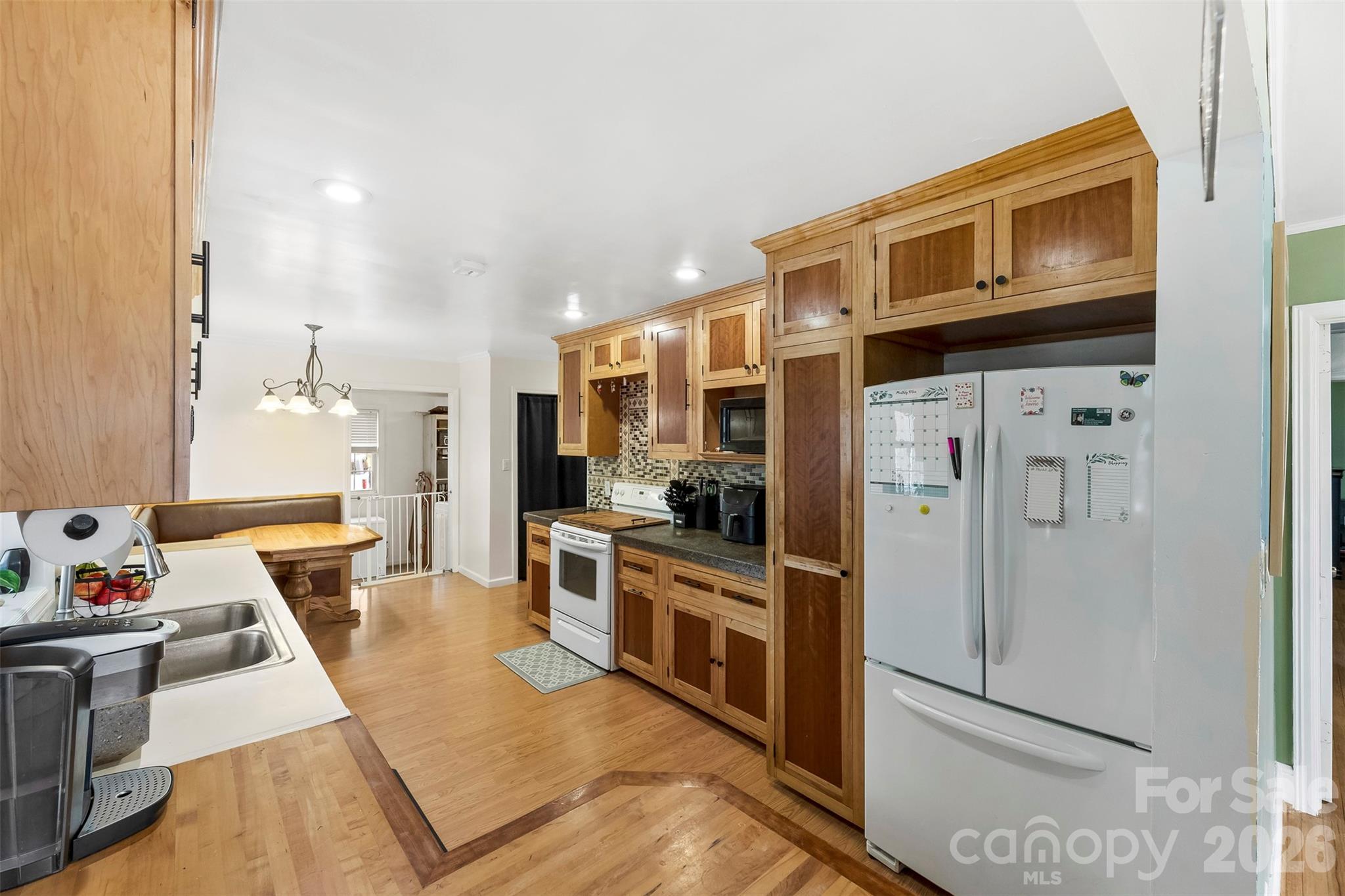 210 Avondale Drive Lexington NC 27295