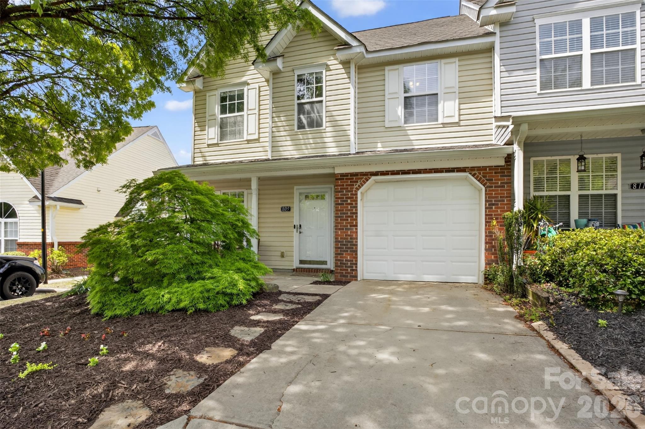 809 Rock Lake Glen Fort Mill SC 29715