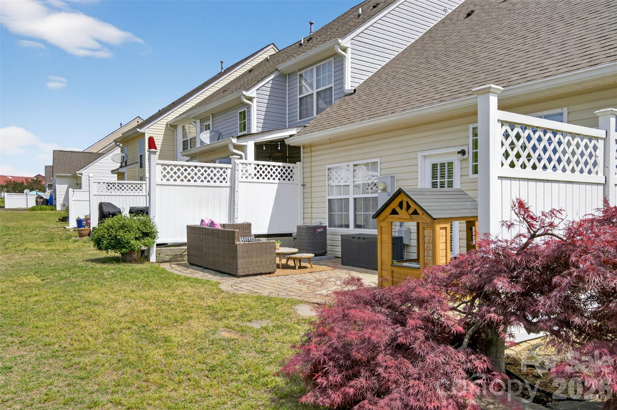 809 Rock Lake Glen Fort Mill SC 29715