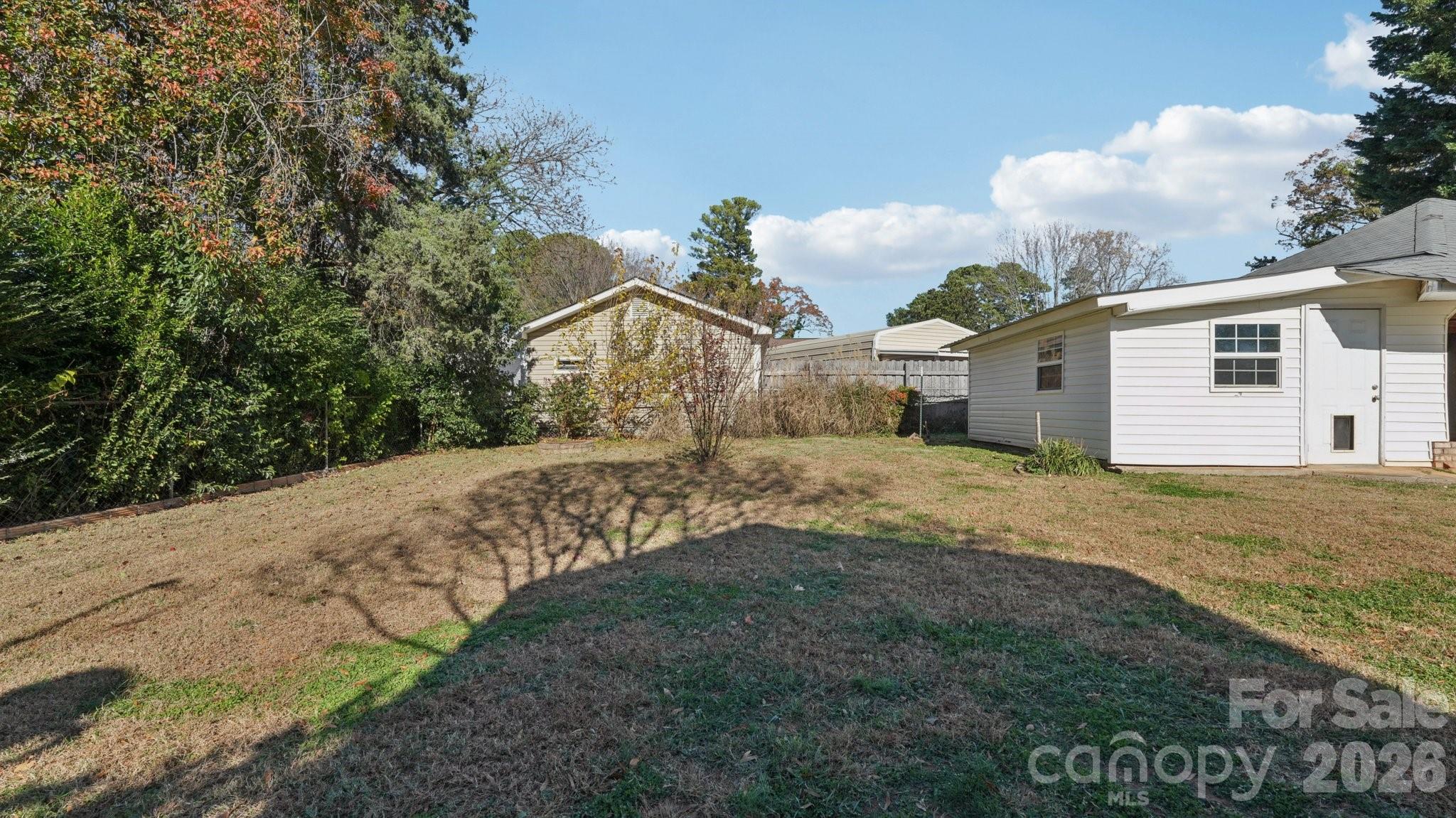 552 Hyde Park Drive NE Concord NC 28025