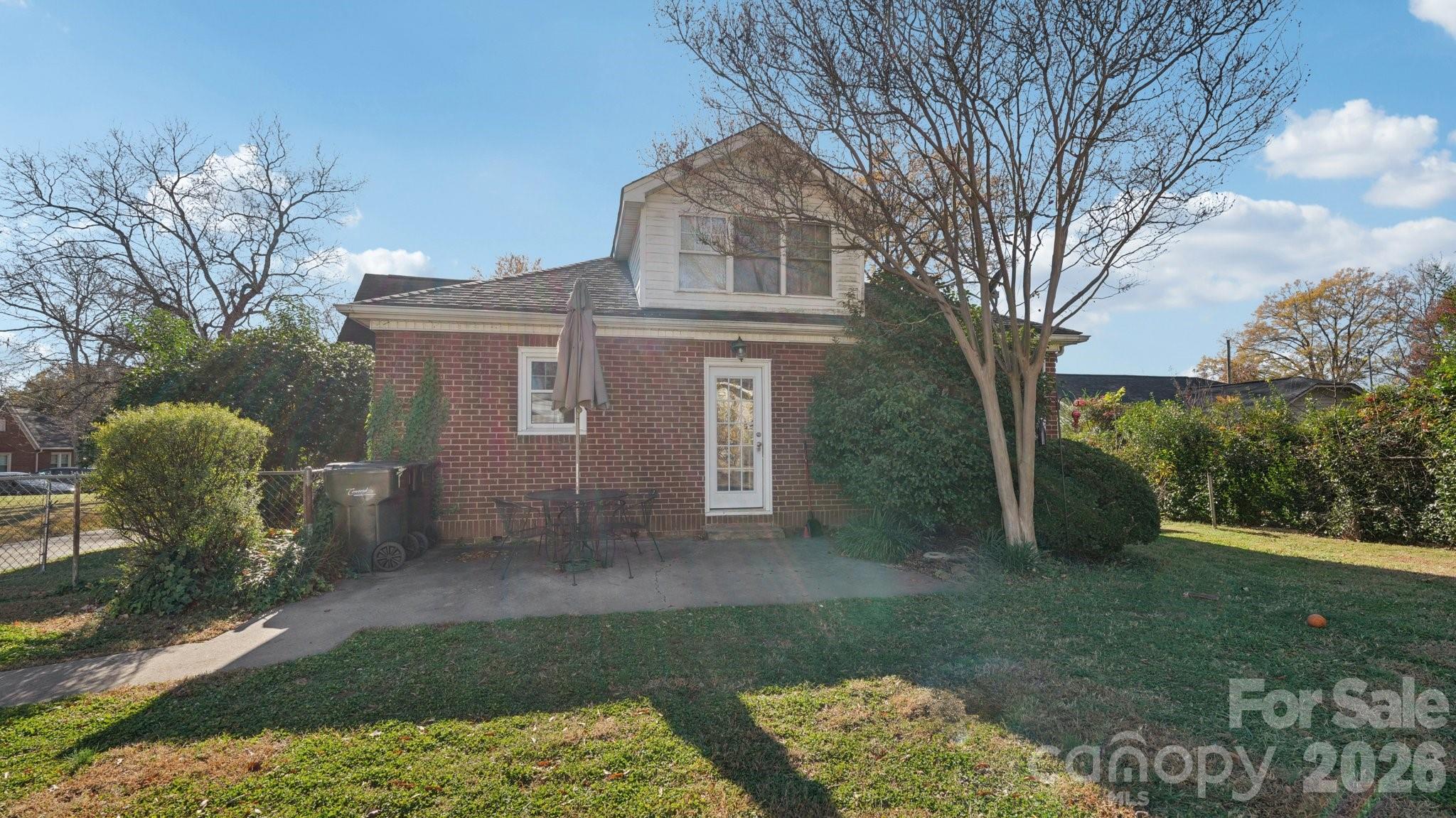 552 Hyde Park Drive NE Concord NC 28025
