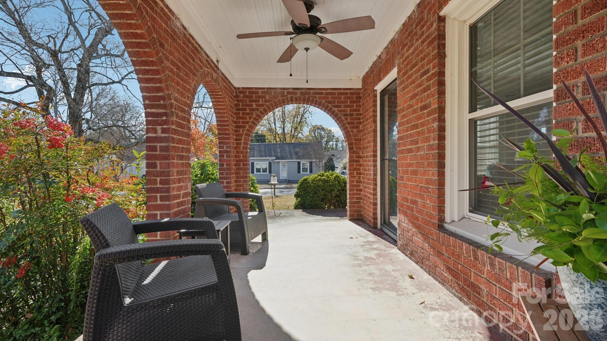 552 Hyde Park Drive NE Concord NC 28025