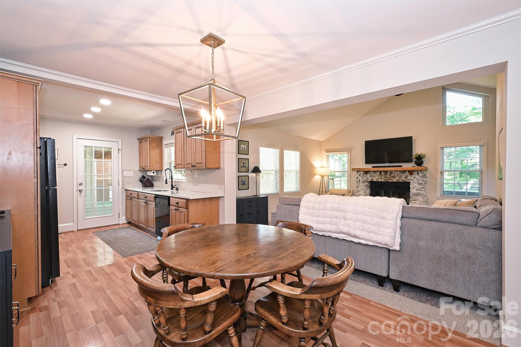 2215 Shadyview Drive Charlotte NC 28210