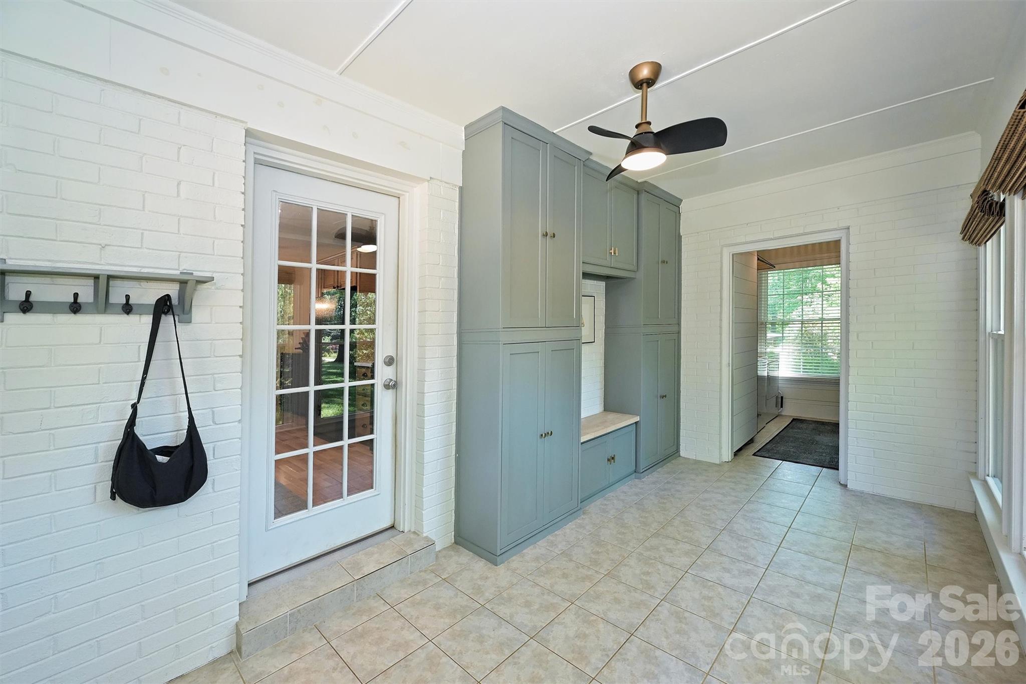 2215 Shadyview Drive Charlotte NC 28210