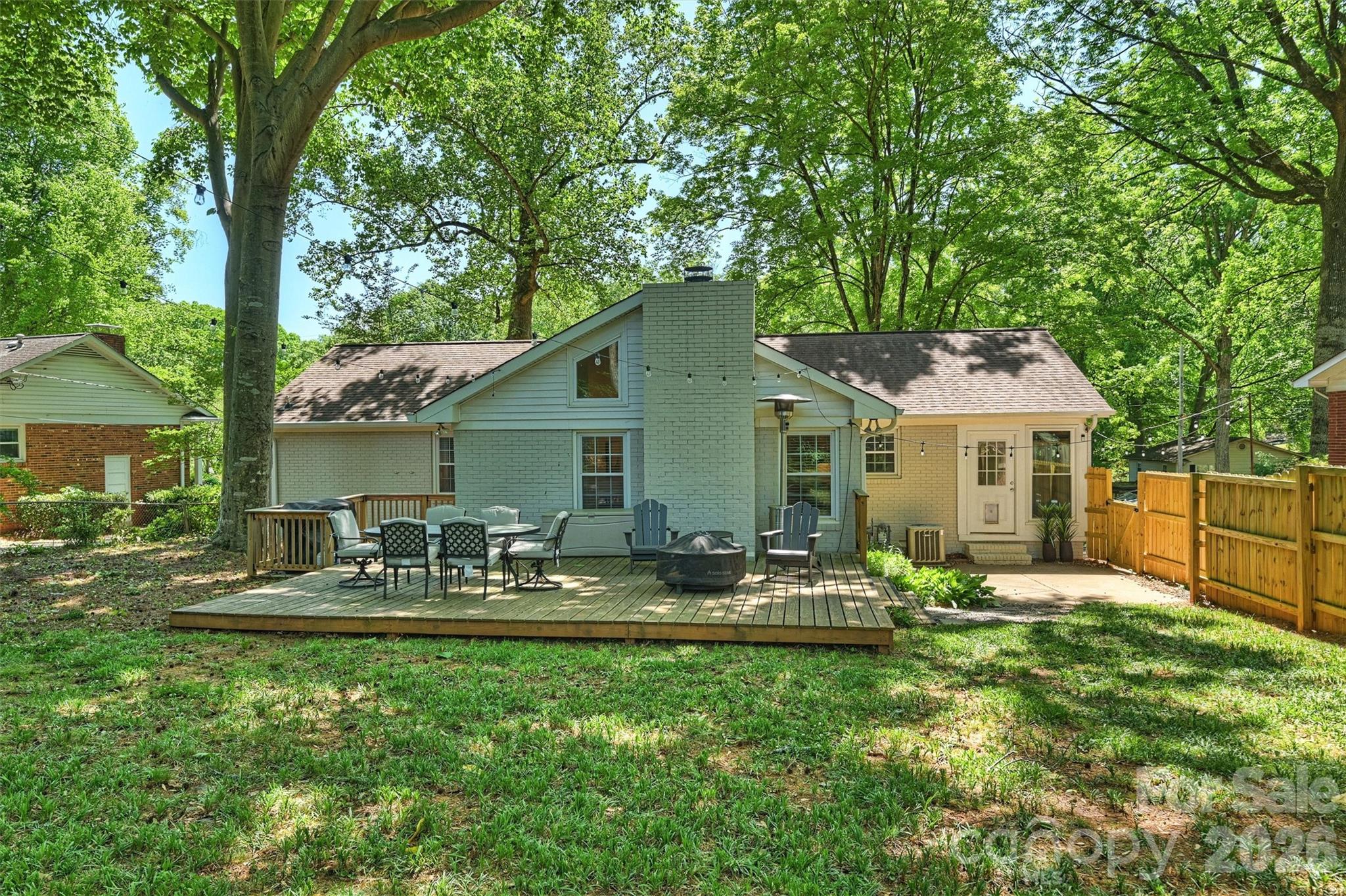 2215 Shadyview Drive Charlotte NC 28210