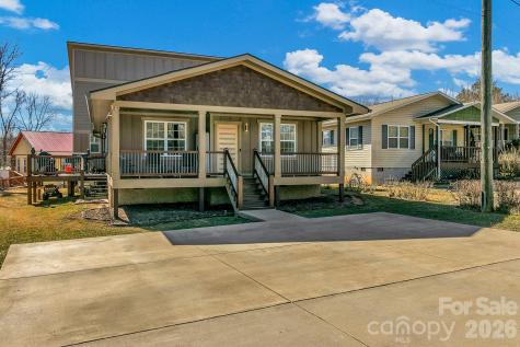 215 E Oakview Road Asheville NC 28806