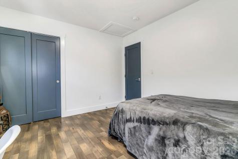 215 E Oakview Road Asheville NC 28806