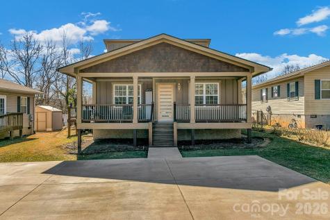 215 E Oakview Road Asheville NC 28806