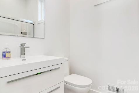 215 E Oakview Road Asheville NC 28806