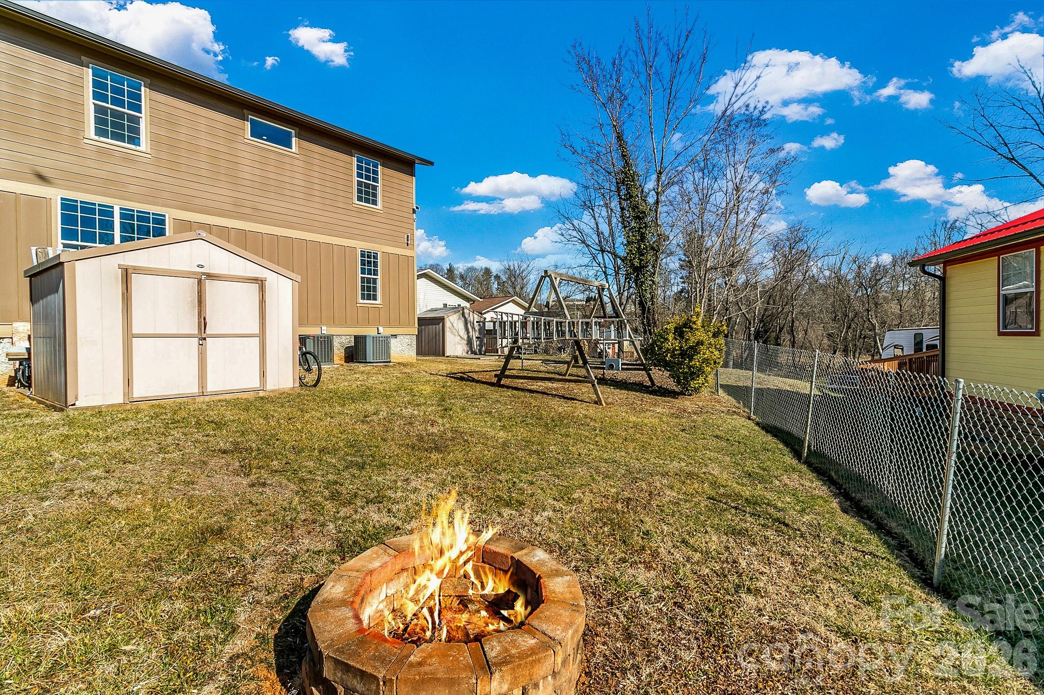 215 E Oakview Road Asheville NC 28806