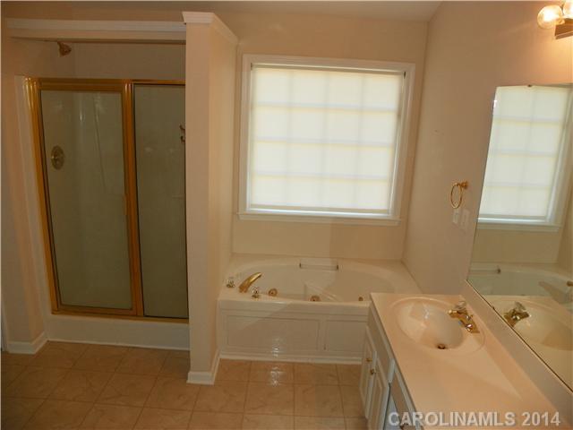 5777 Crimson Oak Court Harrisburg NC 28075