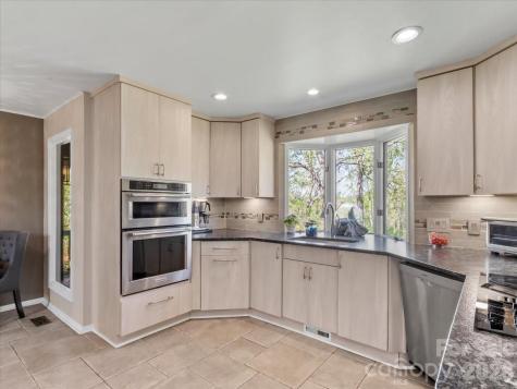 68 Acorn Road Asheville NC 28804