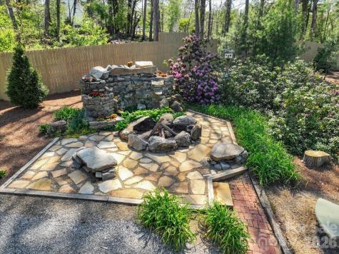 68 Acorn Road Asheville NC 28804