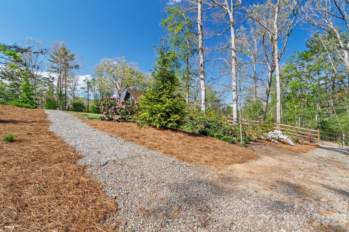 68 Acorn Road Asheville NC 28804