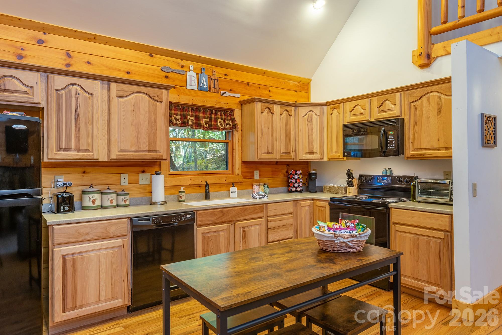 100 Candlemaker Trail Maggie Valley NC 28751