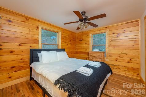100 Candlemaker Trail Maggie Valley NC 28751
