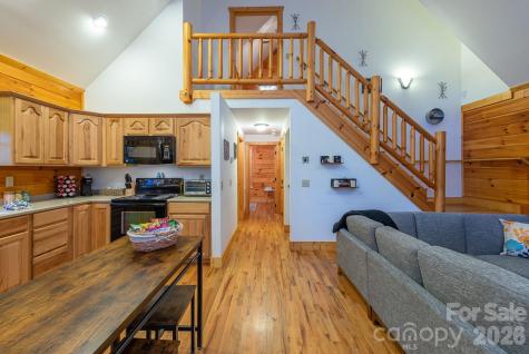 100 Candlemaker Trail Maggie Valley NC 28751