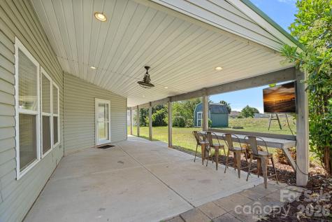 1918 Leesburg Drive Clover SC 29710