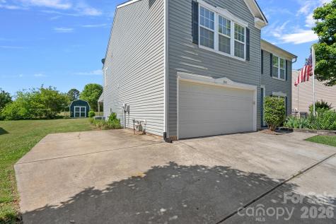 1918 Leesburg Drive Clover SC 29710