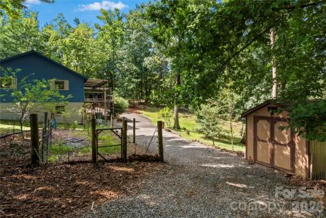1502 Greenstreet Drive Traphill NC 28685