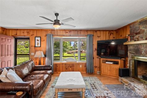 1502 Greenstreet Drive Traphill NC 28685