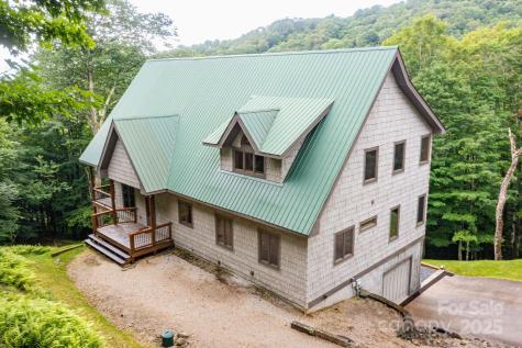155 Mule Trail Drive Bakersville NC 28705
