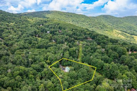 155 Mule Trail Drive Bakersville NC 28705