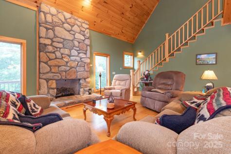 155 Mule Trail Drive Bakersville NC 28705