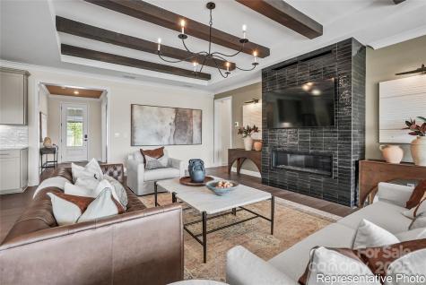 2717 Peak Court Belmont NC 28012