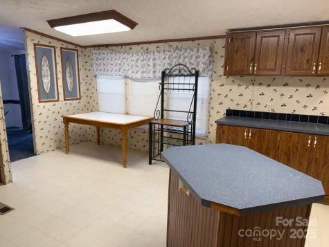 7159 Rev Melvin Adams Drive Kershaw SC 29067